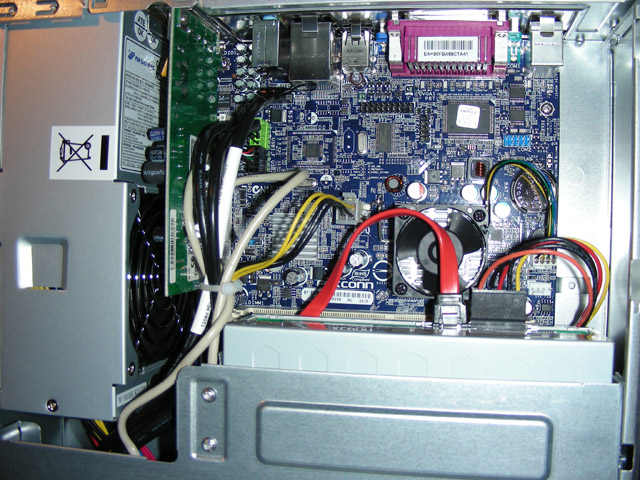 R10-D2-inside-1 R10-D2の中身1